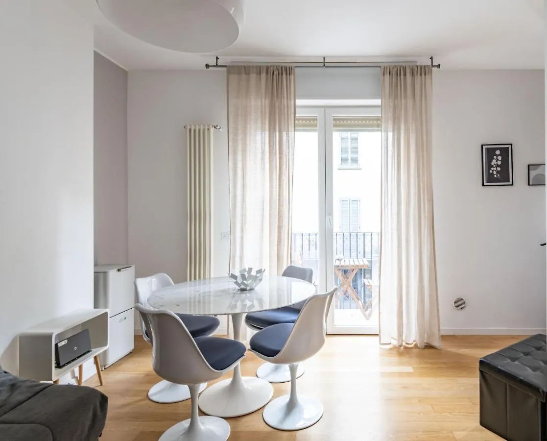 Easylife - Sofisticato Monolocale Con Terrazzino Nel Cuore Di Porta Venezia Mailand