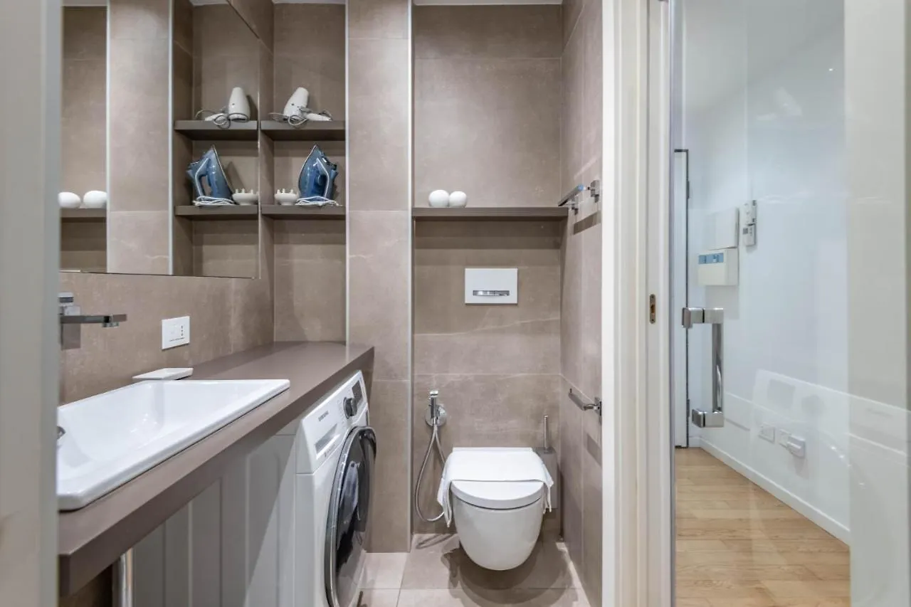 Easylife - Sofisticato Monolocale Con Terrazzino Nel Cuore Di Porta Venezia Mailand 0*,