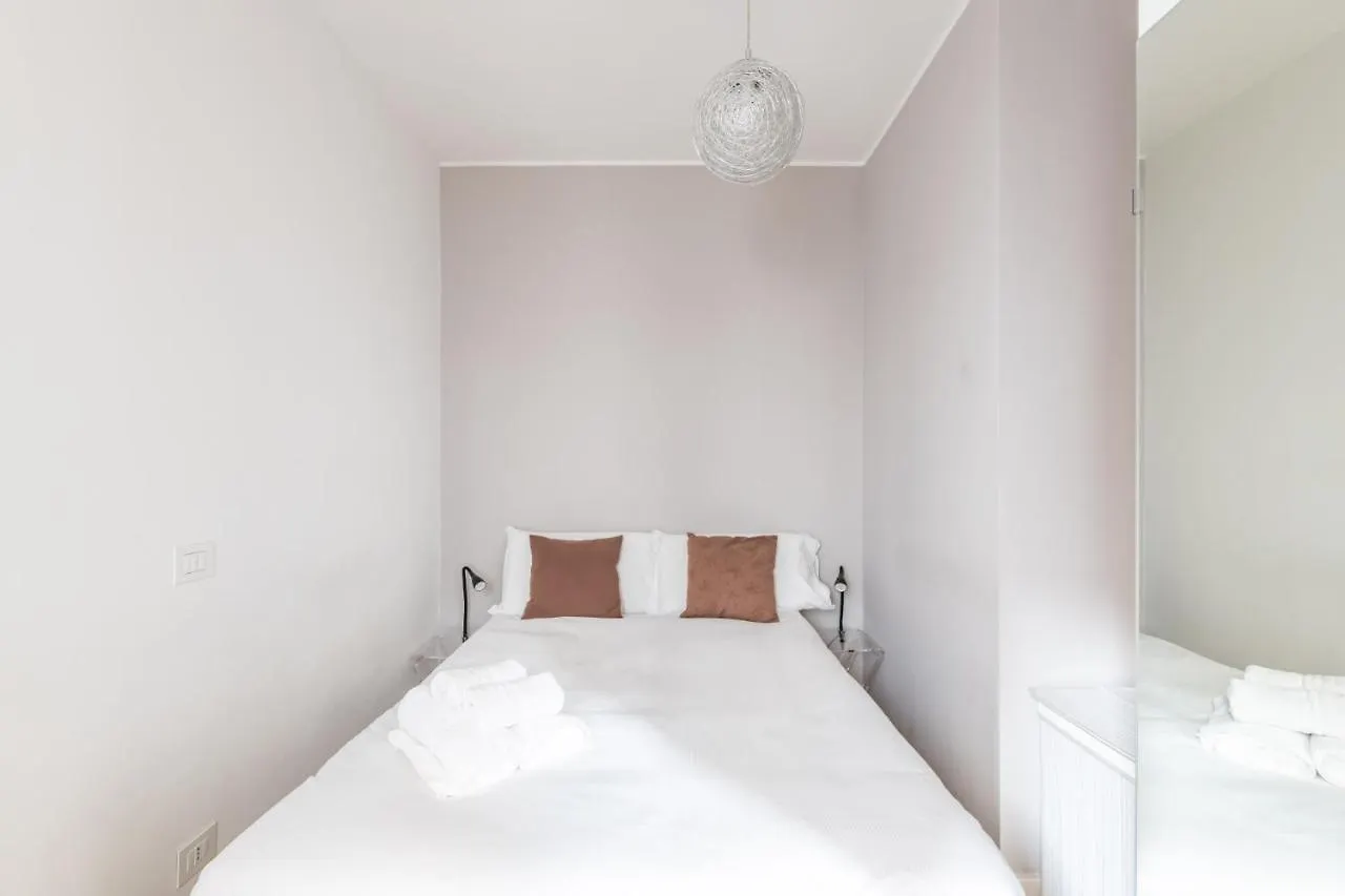 Easylife - Sofisticato Monolocale Con Terrazzino Nel Cuore Di Porta Venezia Mailand Italien
